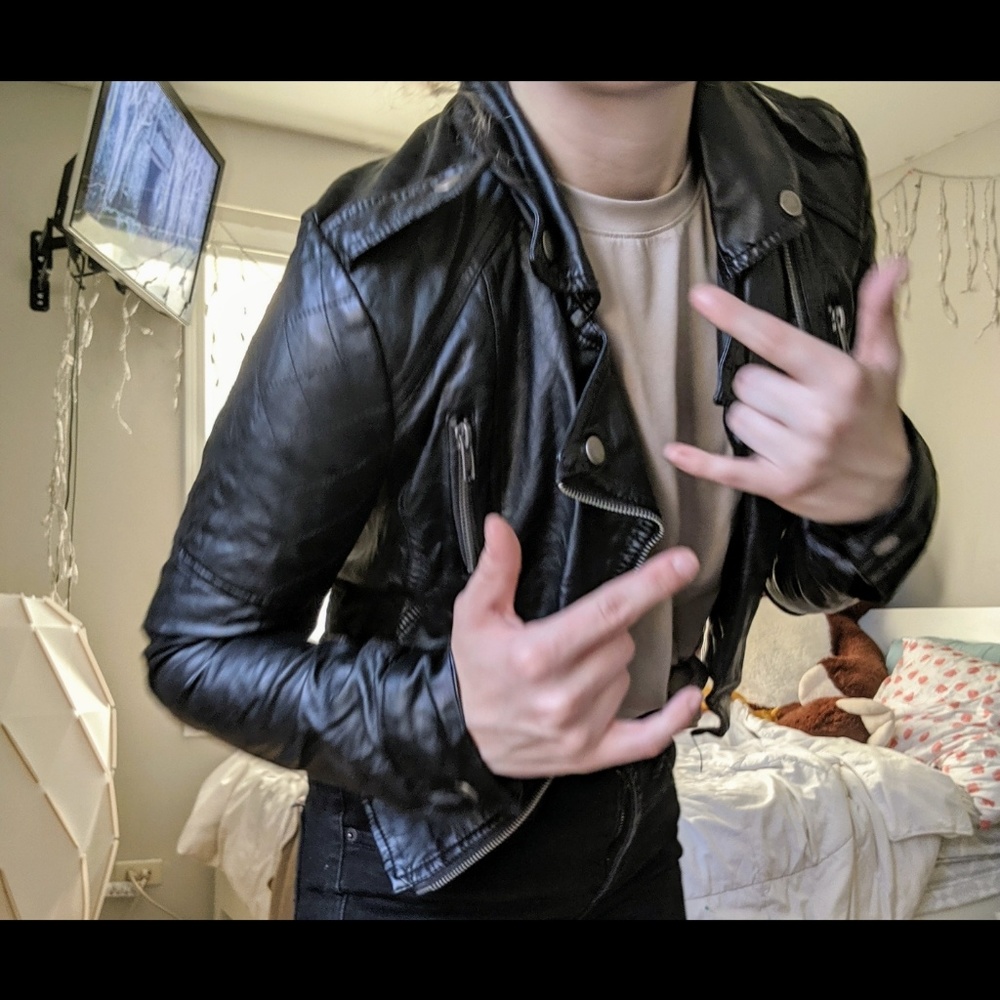 Leather Jacket - Picture 5 of 8